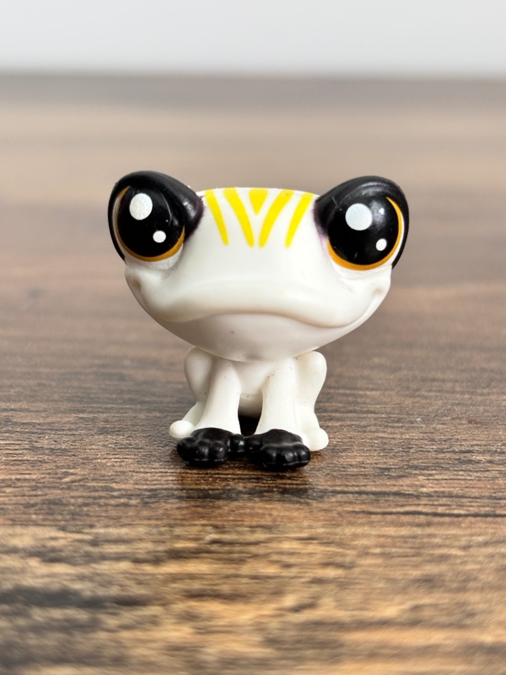 Littlest Pets Shop LPS #1-22 Froglegs Frog Mini White Series 1 Figure Authentic
